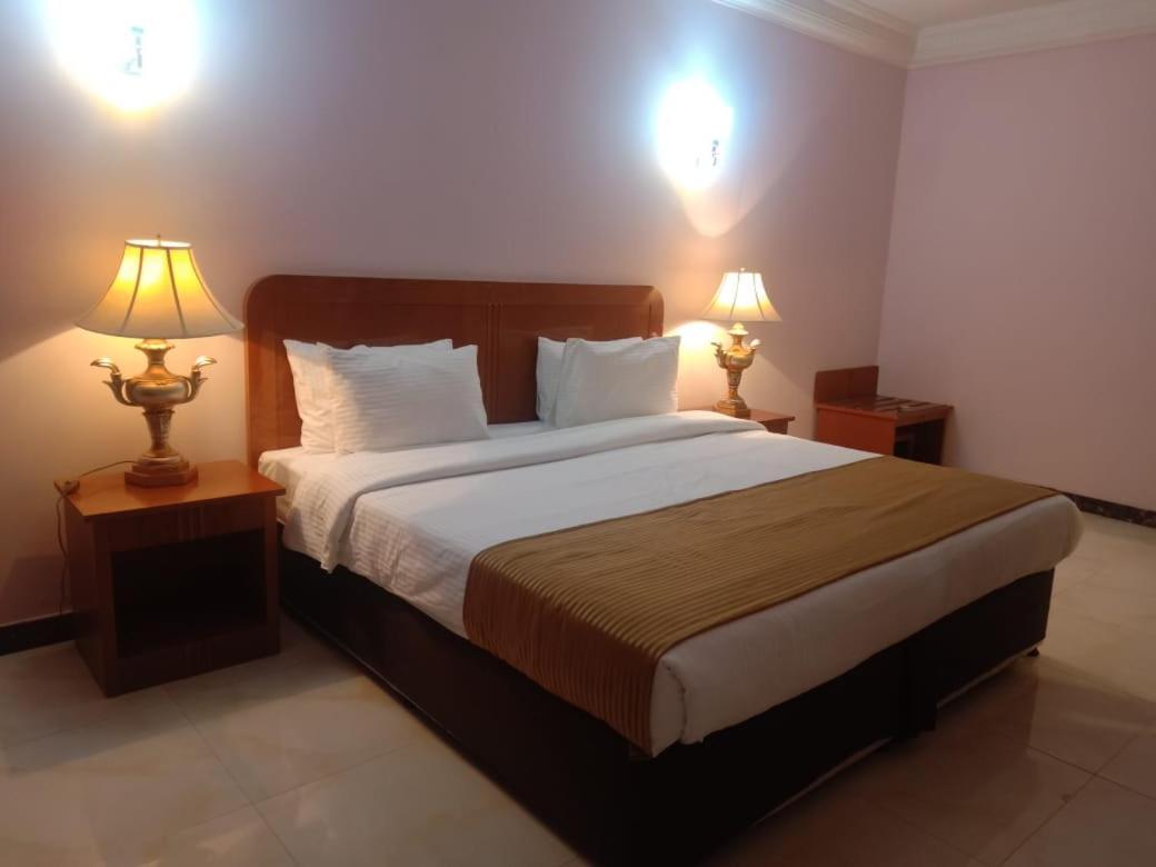 Al Massa Hotel Al Aïn Extérieur photo